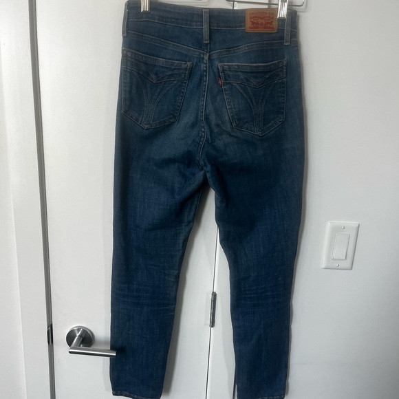 Levi’s High Rise Skinny size 28 - Picture 2 of 3